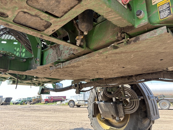 Used 2021 John Deere R4044 Self Propelled Sprayers at Horizon Ag & Turf in Vermilion, AB - Photo21