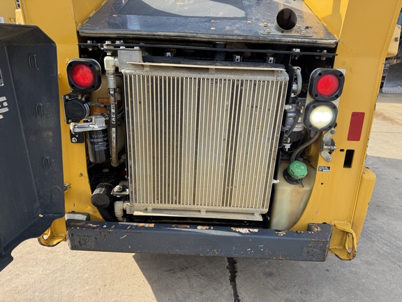 2023 John Deere 317G