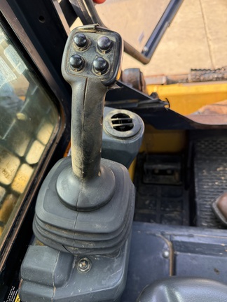2023 John Deere 317G