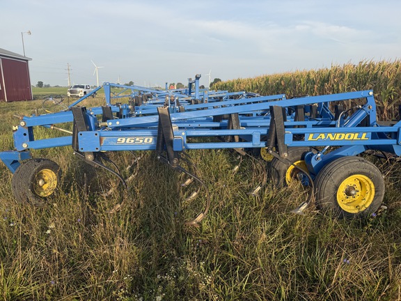 Photo of 2014 Landoll 9650-50