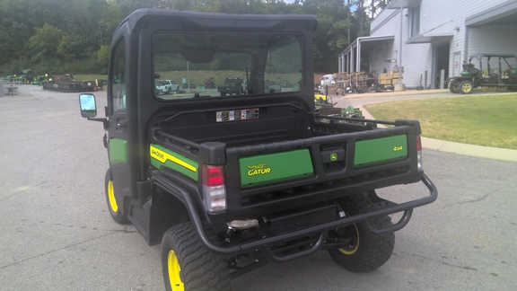 2022 John Deere XUV 835M