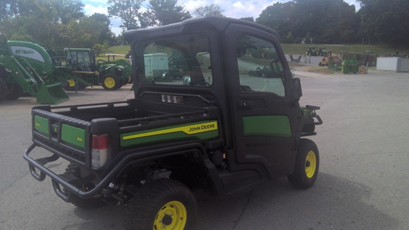 2022 John Deere XUV 835M