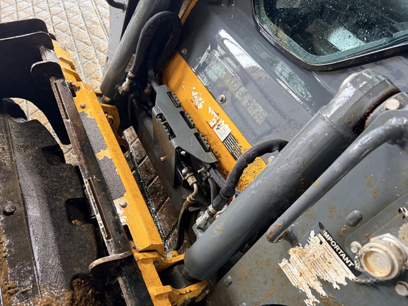 Photo of 2024 John Deere 316GR