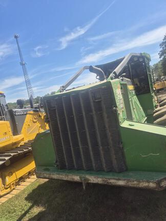 2022 John Deere 843L