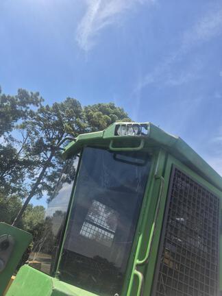 2022 John Deere 843L