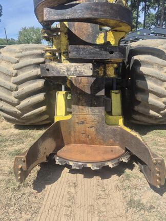 2022 John Deere 843L