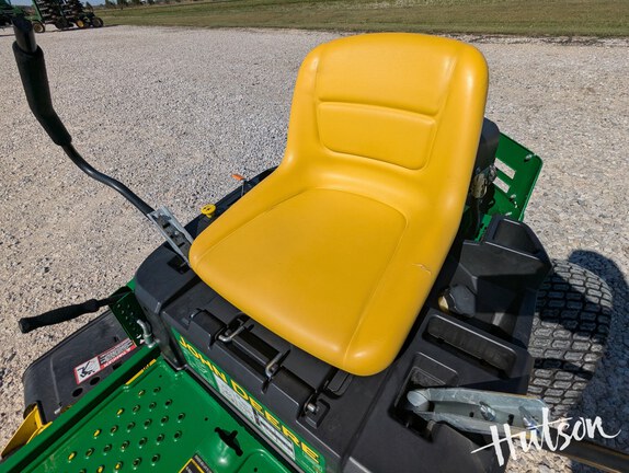 Photo of 2016 John Deere Z335E