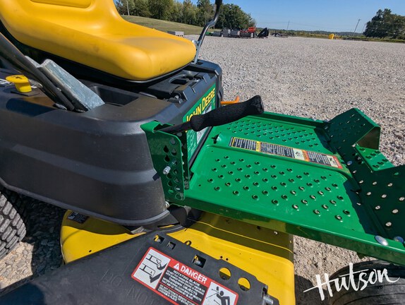 Photo of 2016 John Deere Z335E