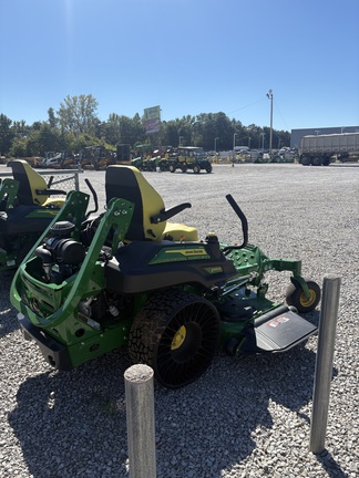 2025 John Deere Z955M EFI