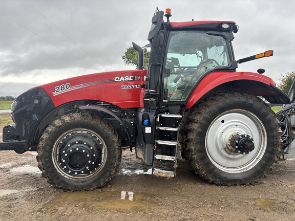 Used 2021 Case IH Magnum 280 AFS Row Crop Tractors at Koenig Equipment in Anna, OH - Photo5