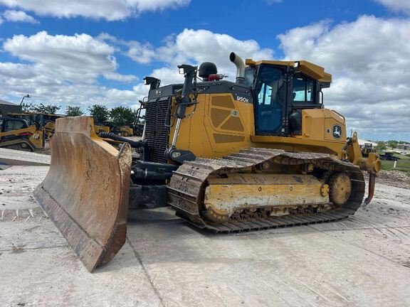 Photo of 2021 John Deere 950K