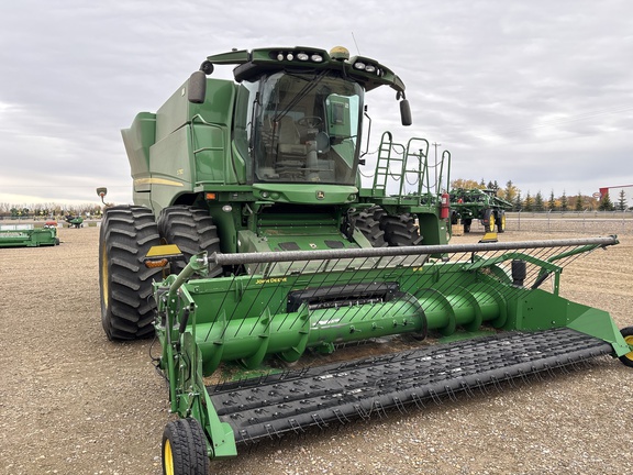 John Deere S780