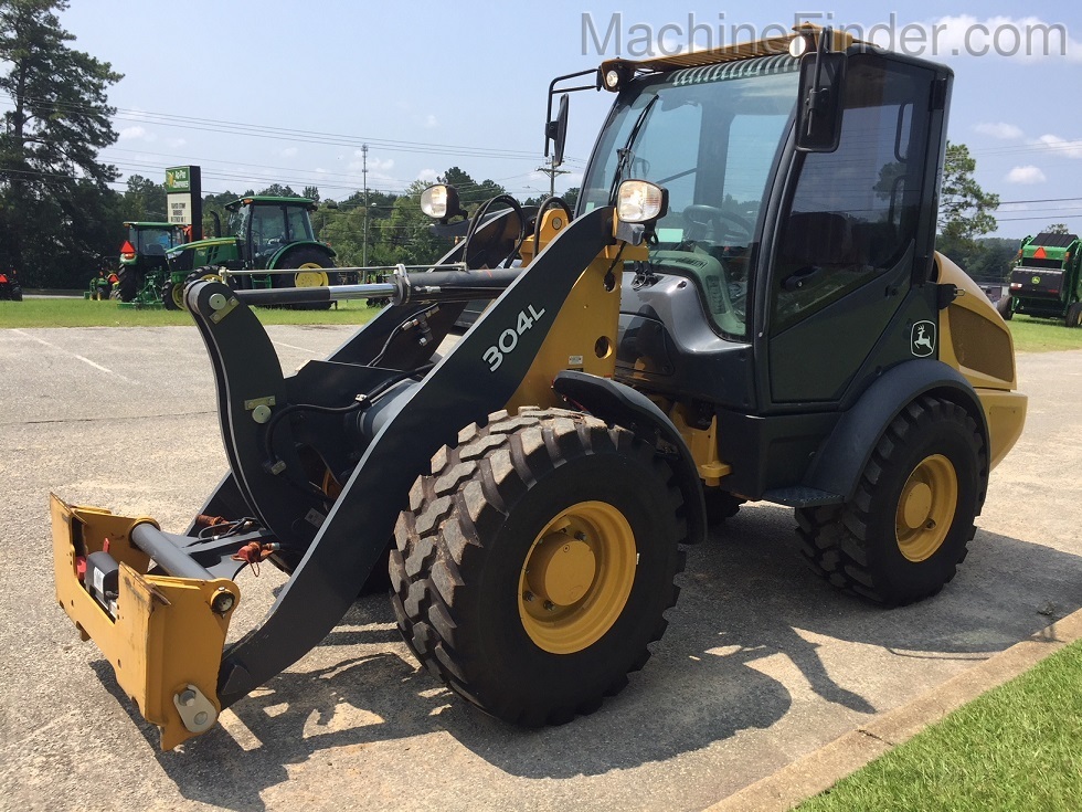 2021 John Deere 304L Image 4