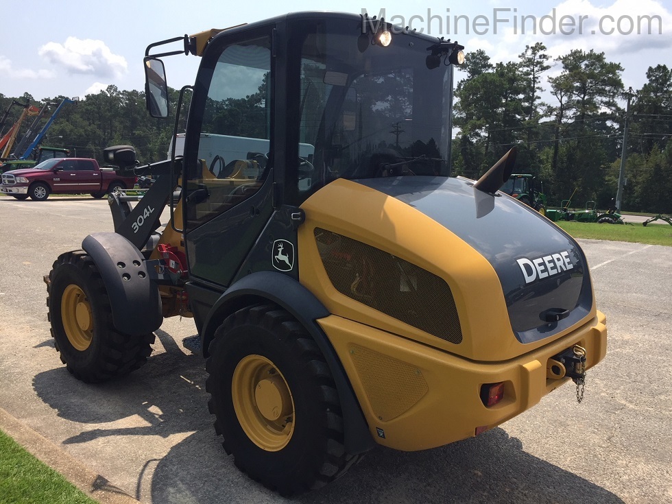 2021 John Deere 304L Image 3