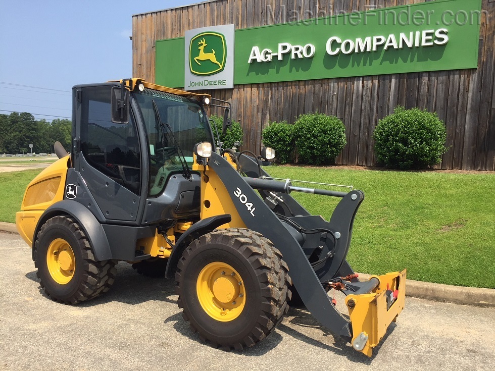 2021 John Deere 304L Image 1