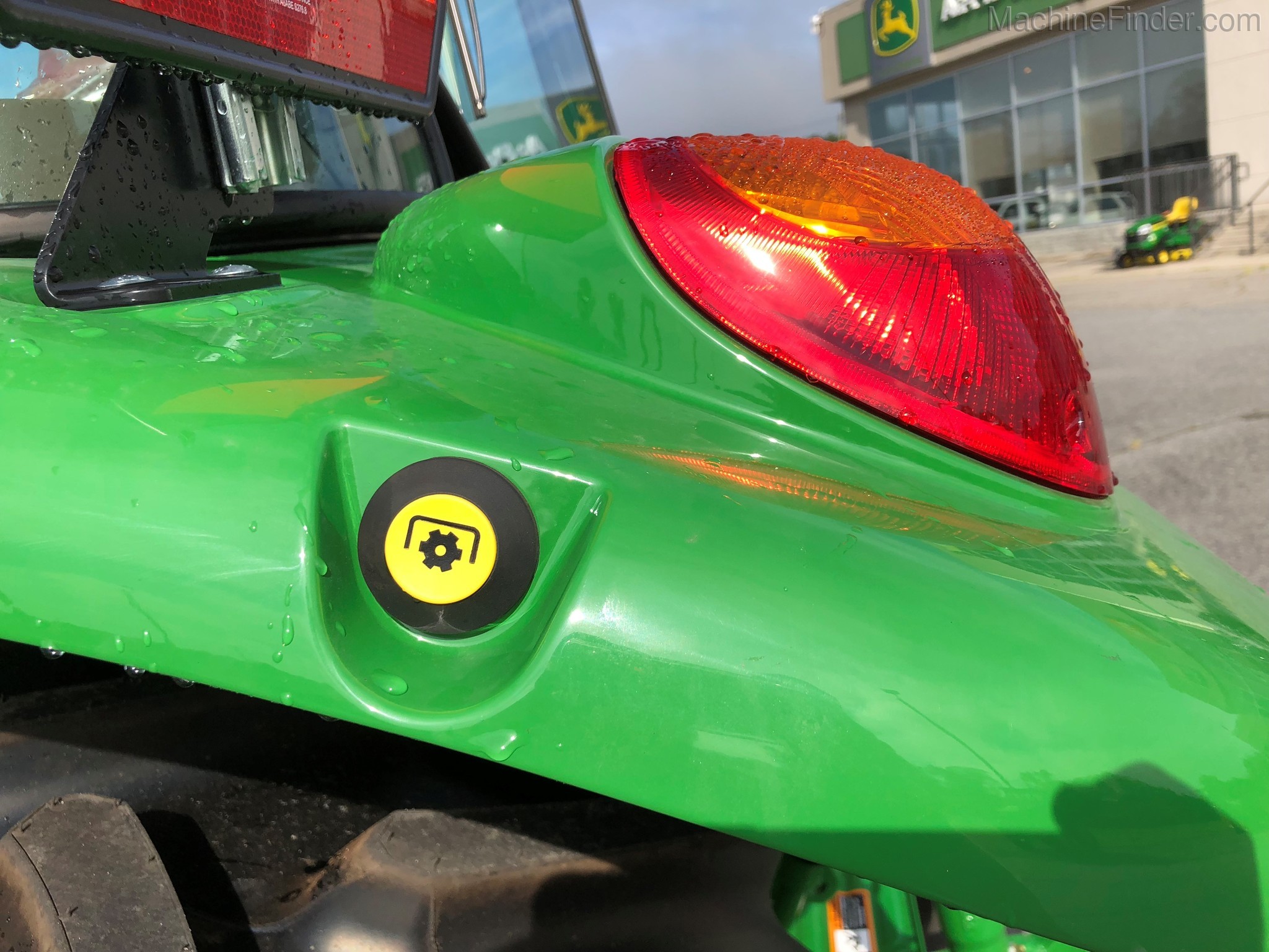 2020 John Deere 5090M Image 12