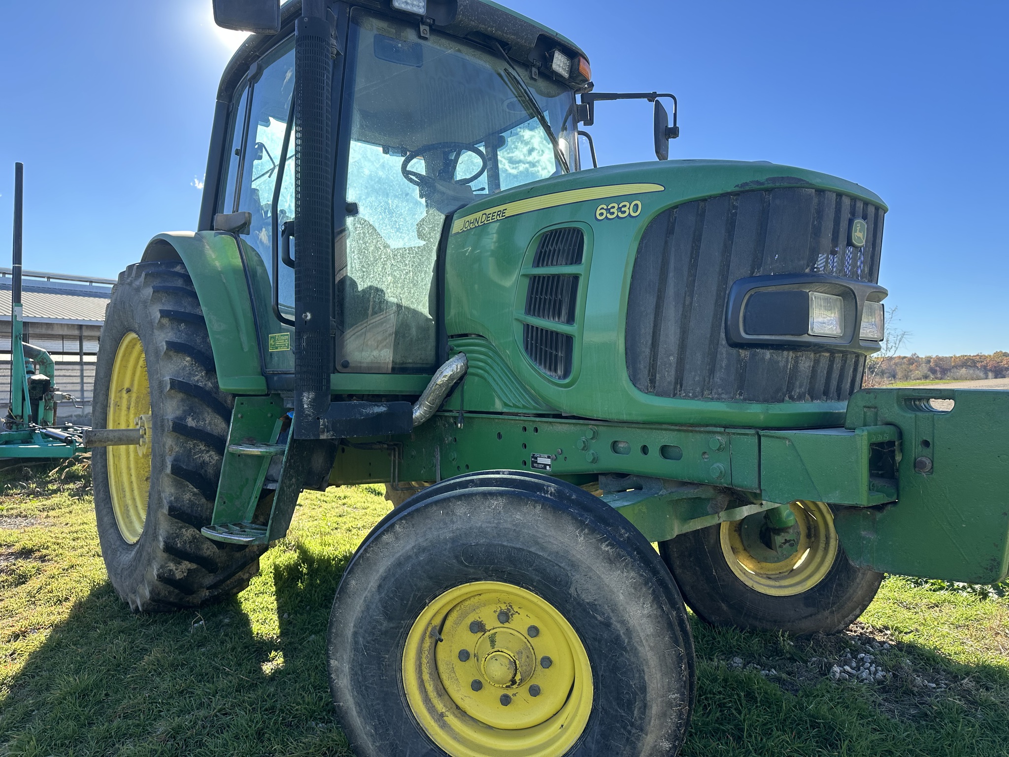 2010 John Deere 6330 Image 1