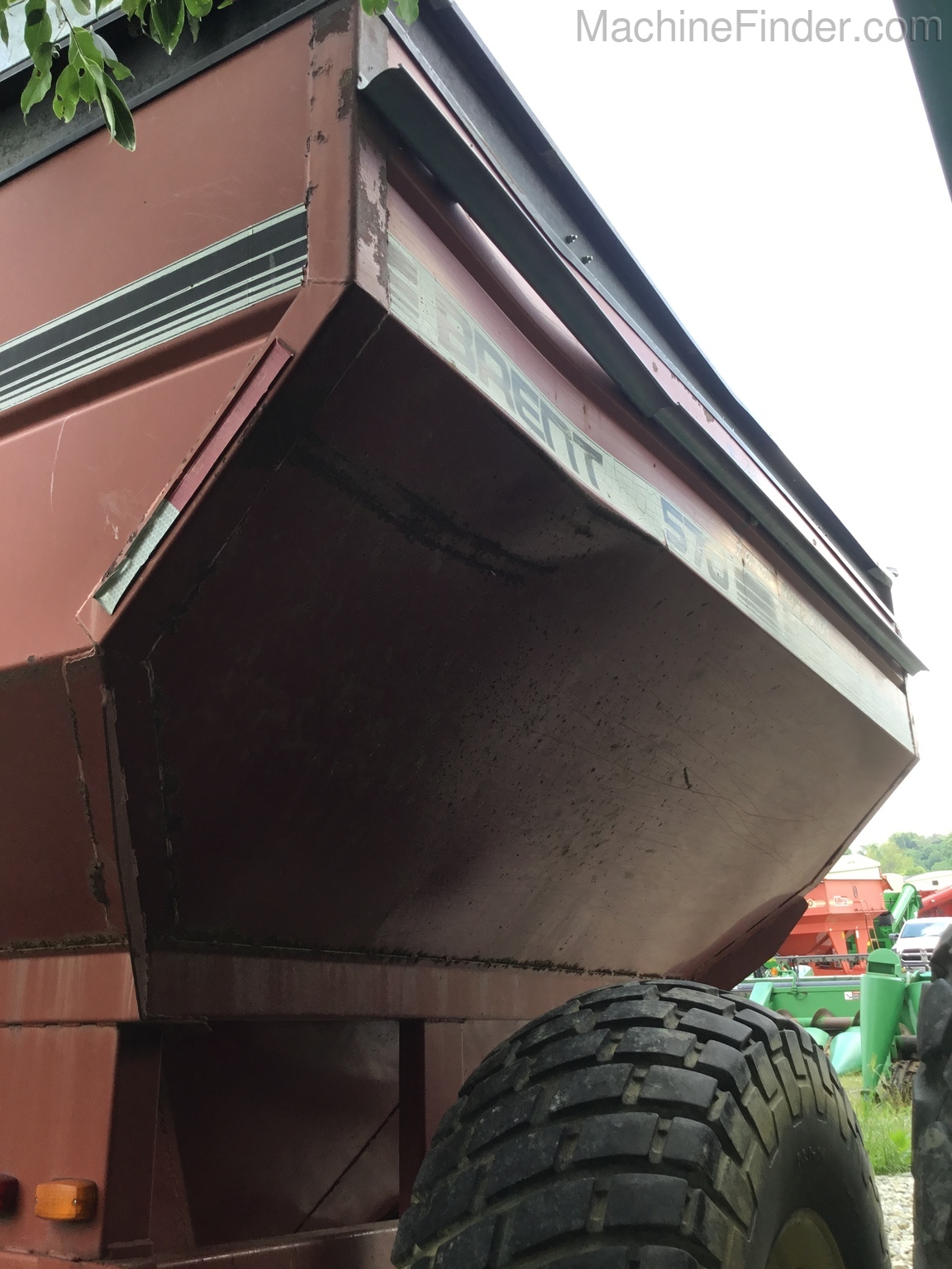 2004 Unverferth 570 Image 4