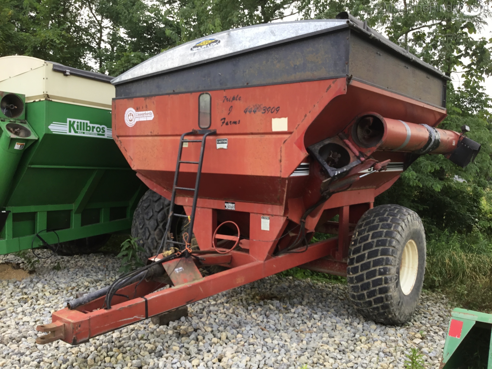 2004 Unverferth 570 Image 2