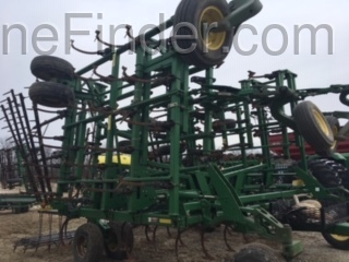2007 John Deere 2210 Image 16