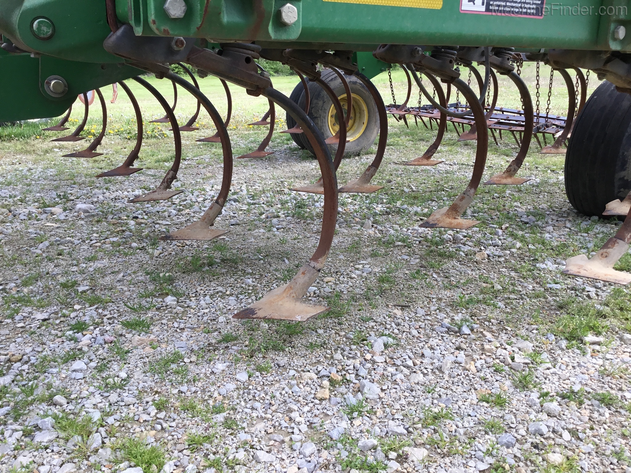 2007 John Deere 2210 Image 4