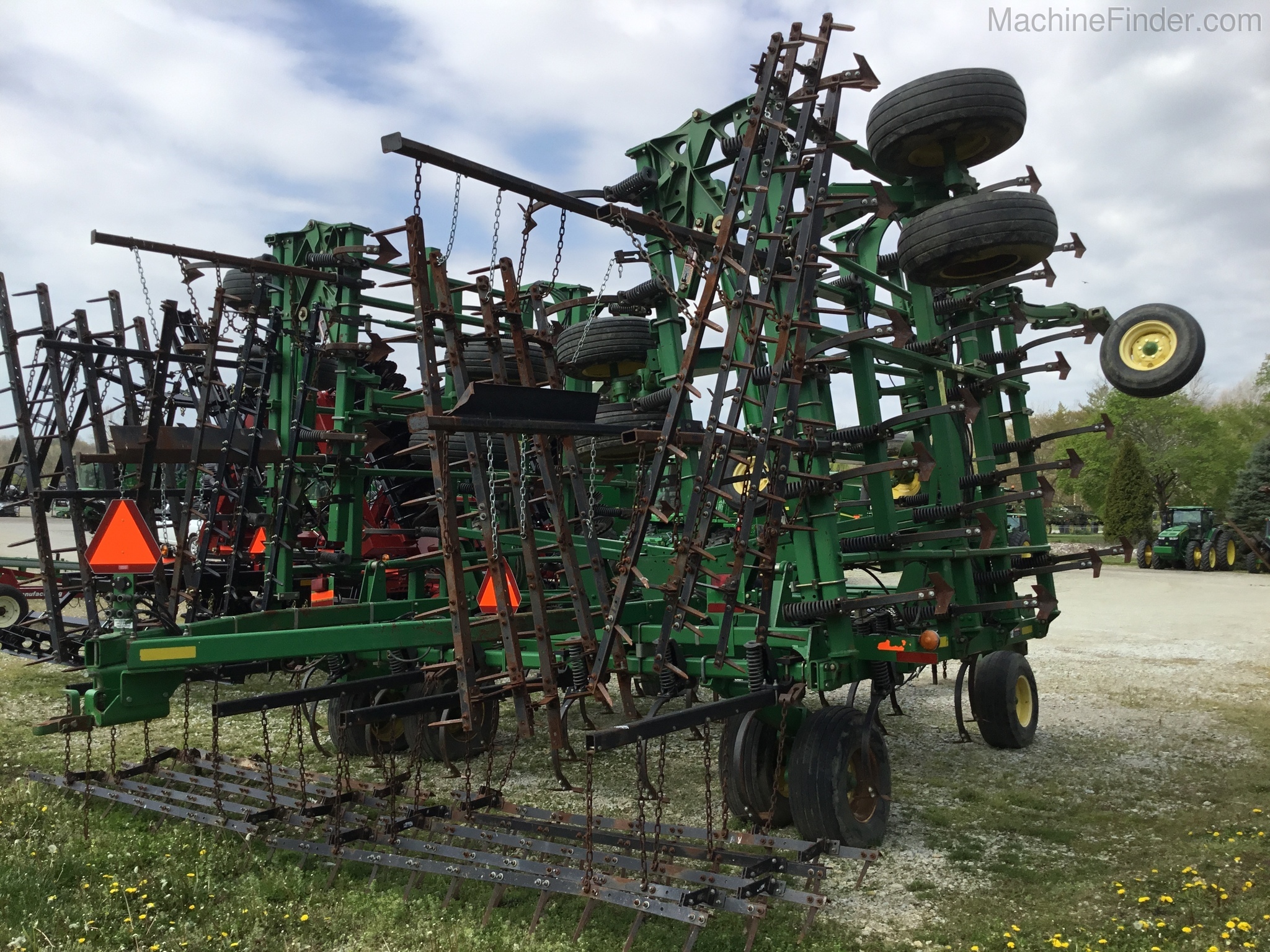 2007 John Deere 2210 Image 6