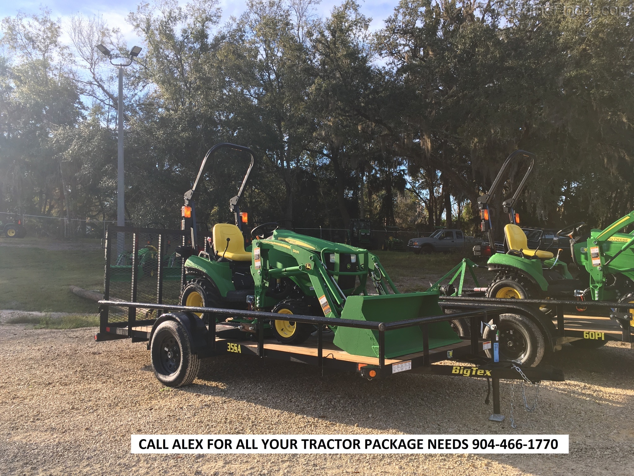 2020 John Deere 1023E BELLY MOWER TRAILER PACKAGE Image 1
