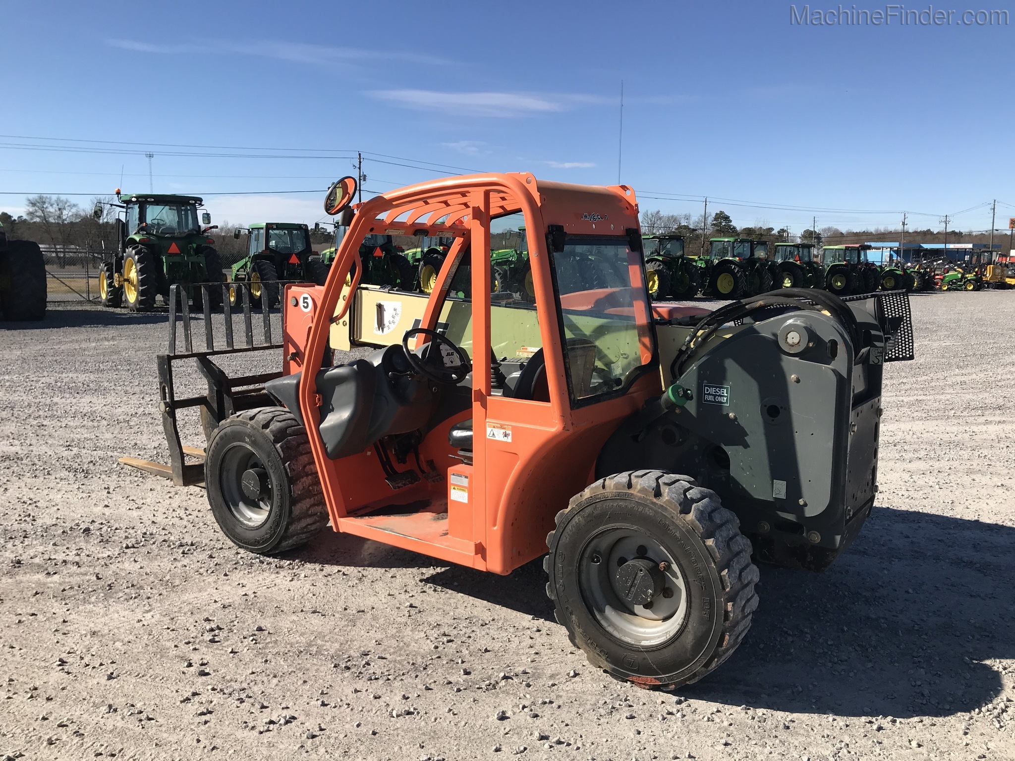 2013 JLG G5-18A Image 2