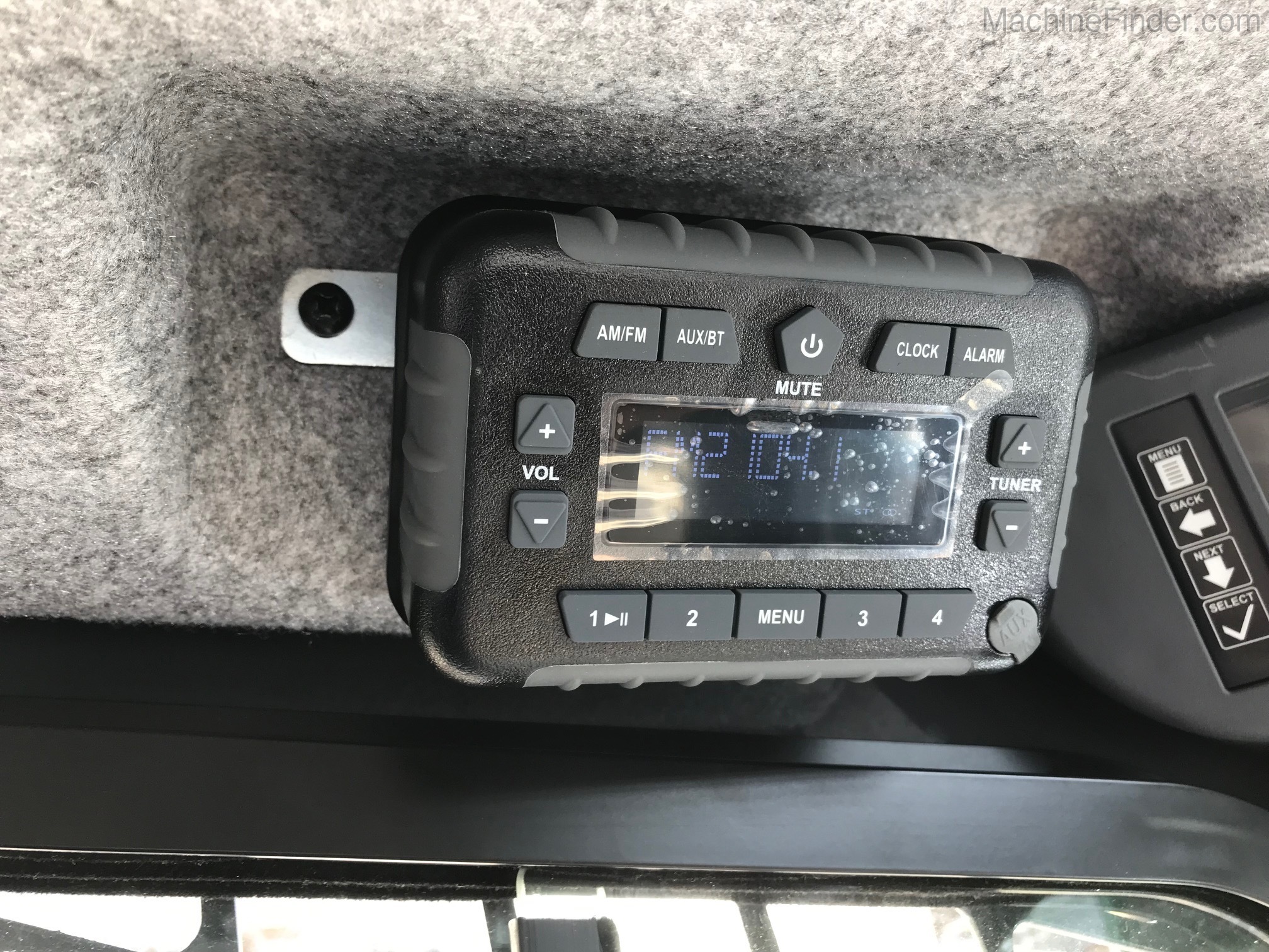 2021 John Deere 333G Image 12