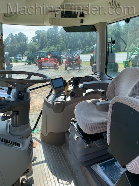 2016 John Deere 6130R Image 3