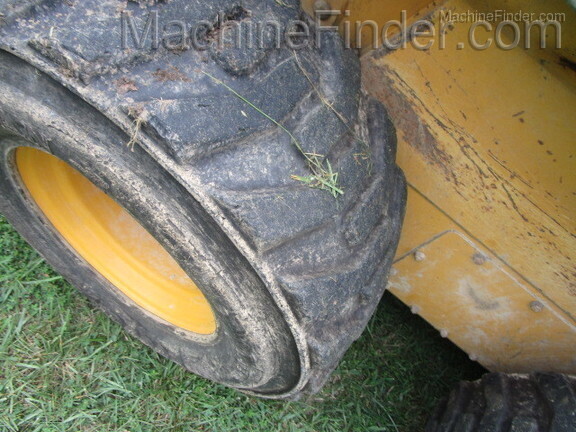 2002 John Deere 260-II Image 18