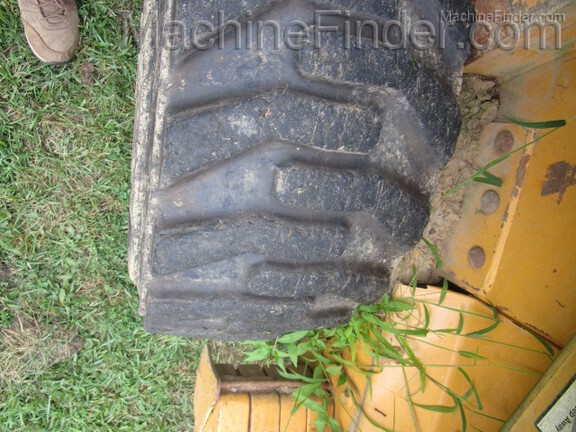 2002 John Deere 260-II Image 15