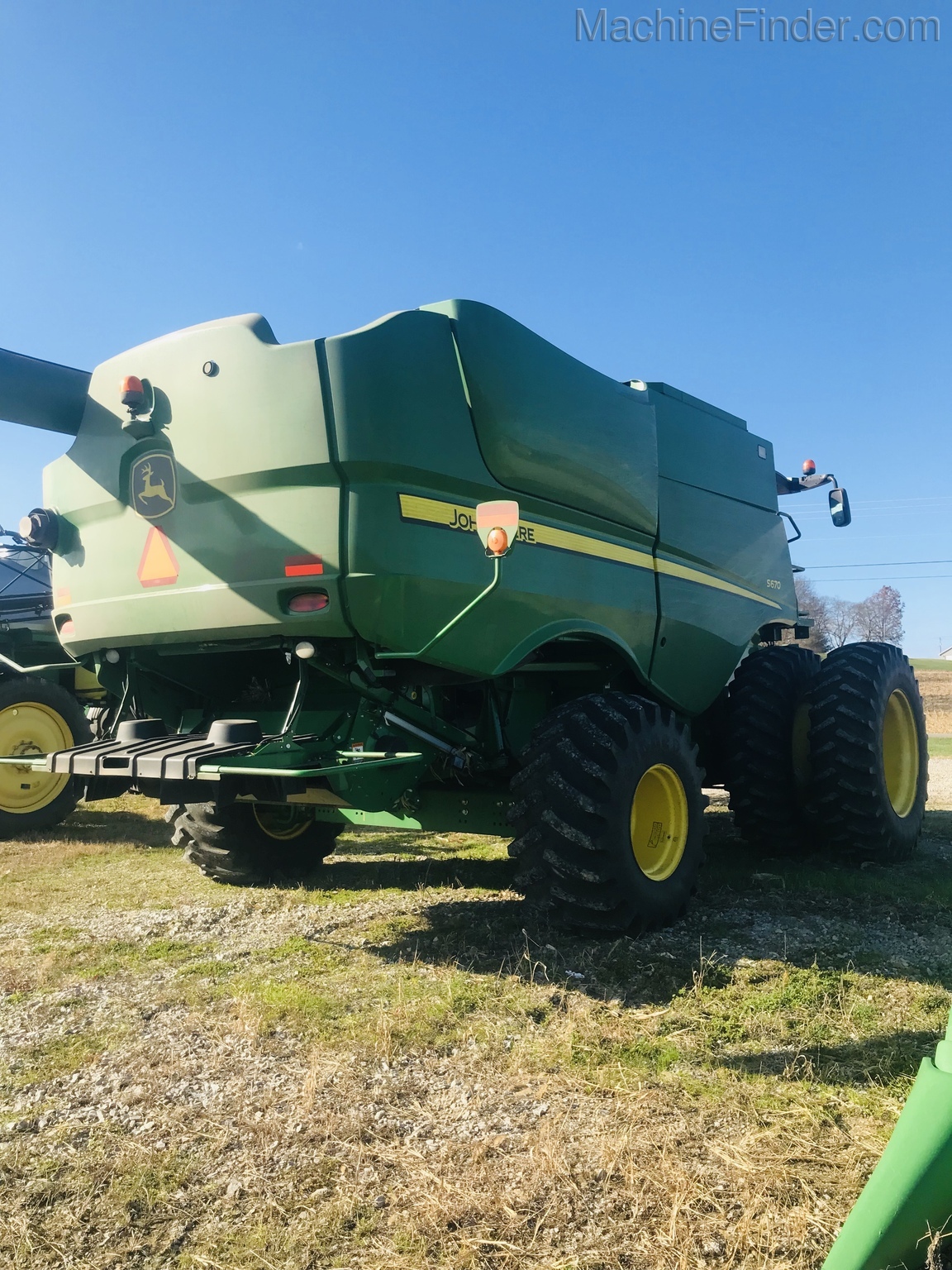 2013 John Deere S670 Image 4