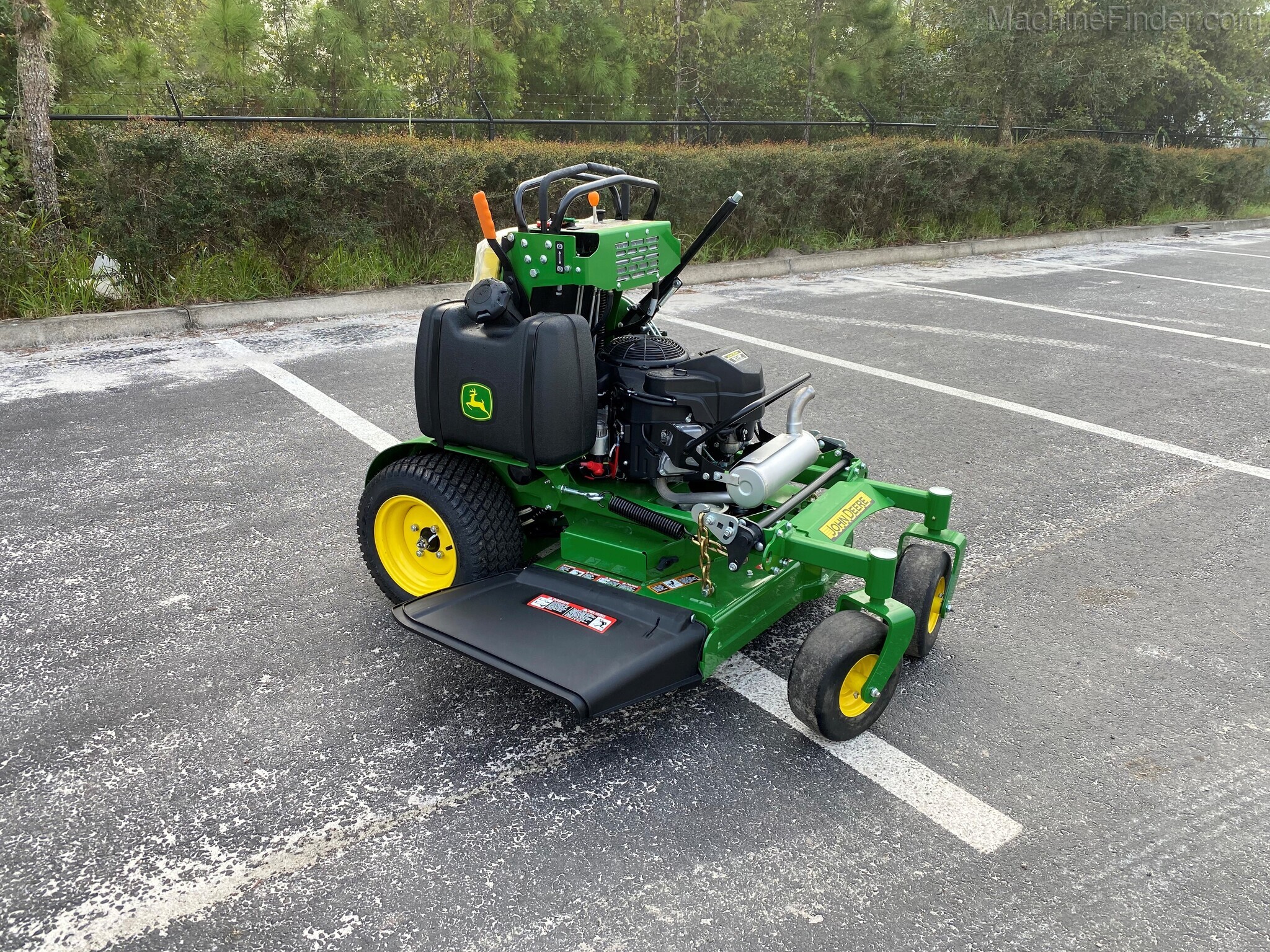 2021 John Deere 636M Image 2