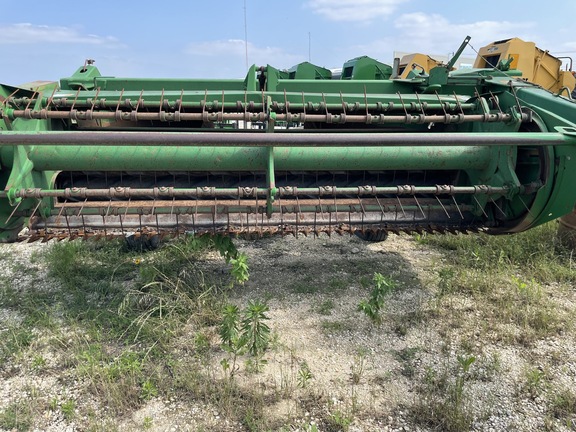 1995 John Deere 820 Image 2