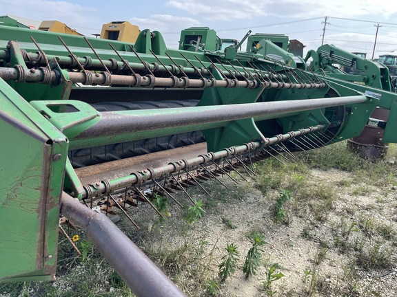 1995 John Deere 820 Image 3