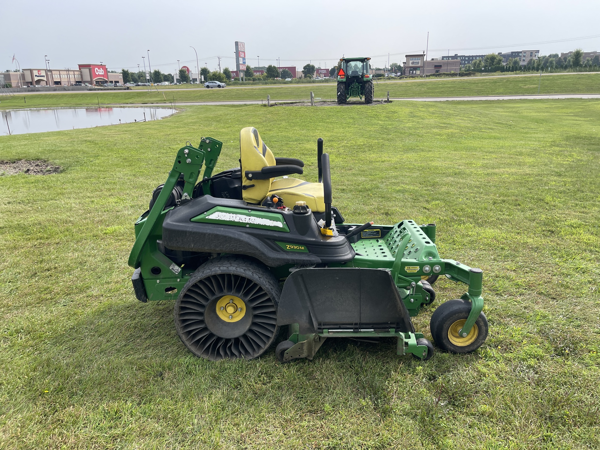 MNJ 2019 John Deere Z930M - Minnesota Equipment