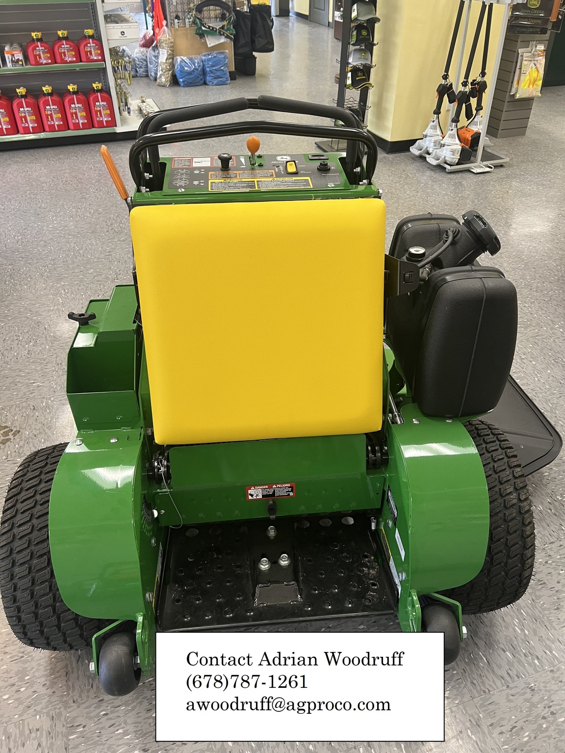 2023 John Deere 648R Image 4