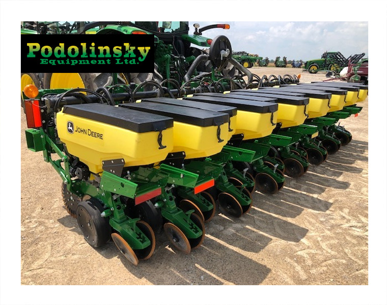 2023 John Deere 1735 Planters: Integral