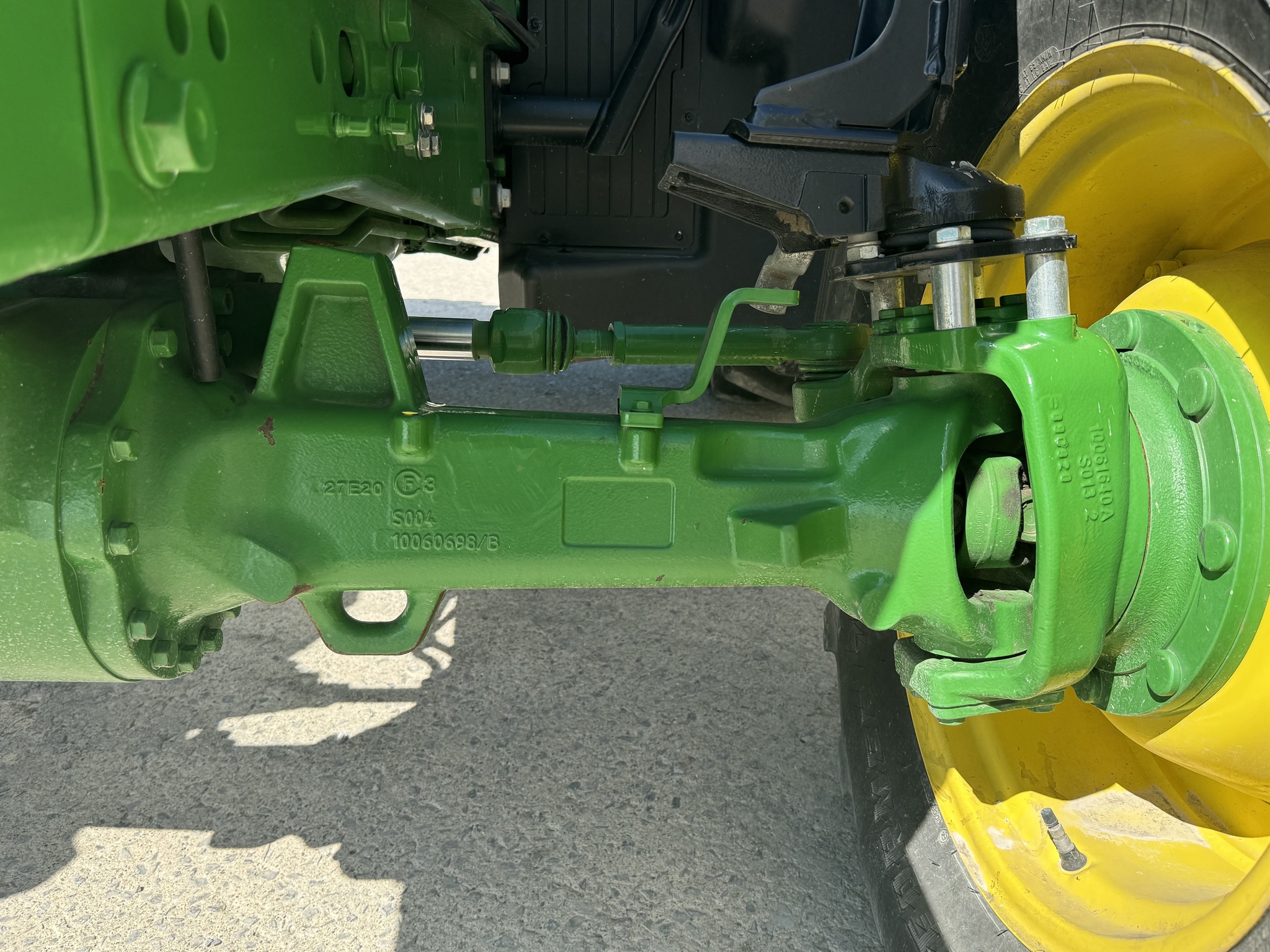 2020 John Deere 6120M Image 19