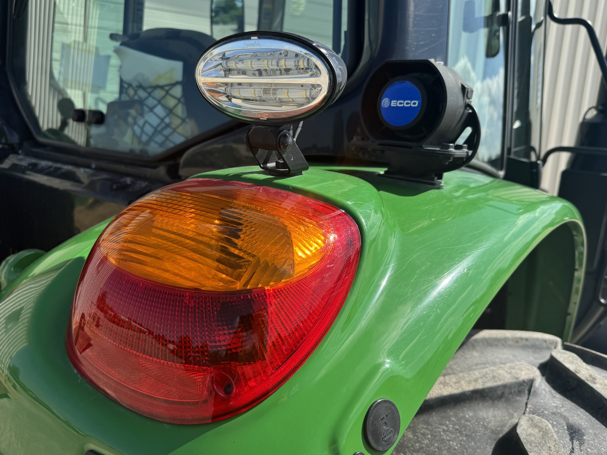 2020 John Deere 6120M Image 21