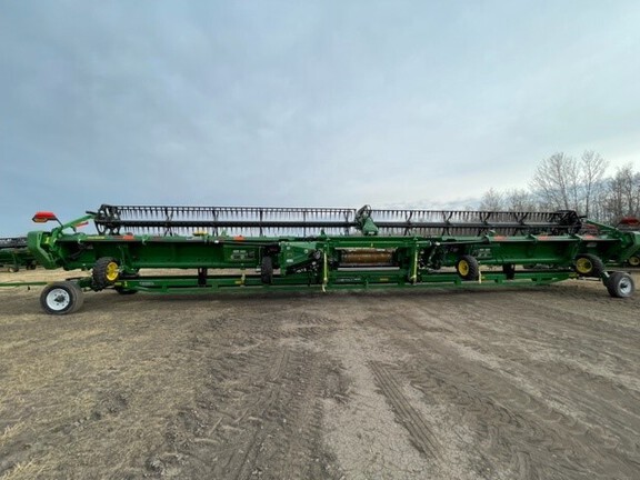 Used 2023 John Deere HD50R Combine Platforms at Horizon Ag & Turf in Falher, AB - Photo6