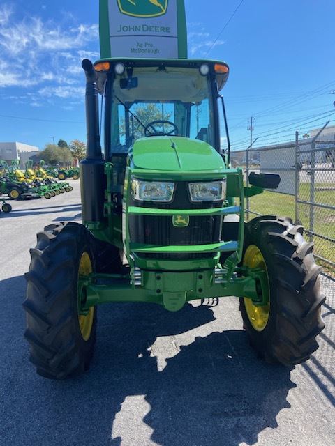2023 John Deere 5090E Image 2