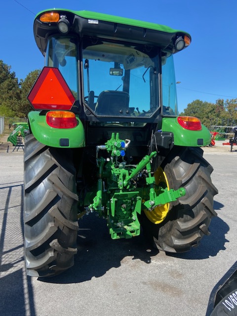 2023 John Deere 5090E Image 5