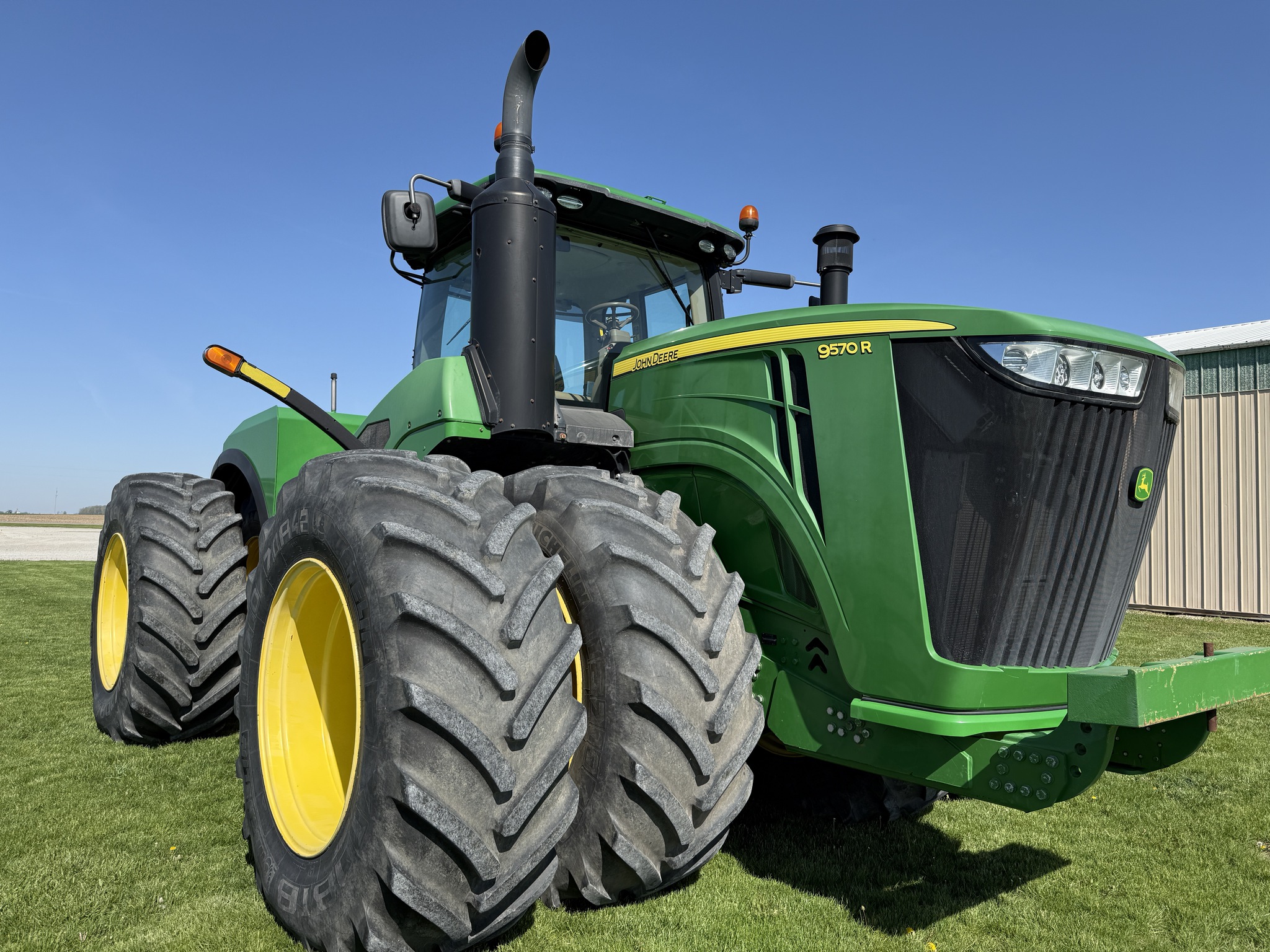 2015 John Deere 9570R Image 6