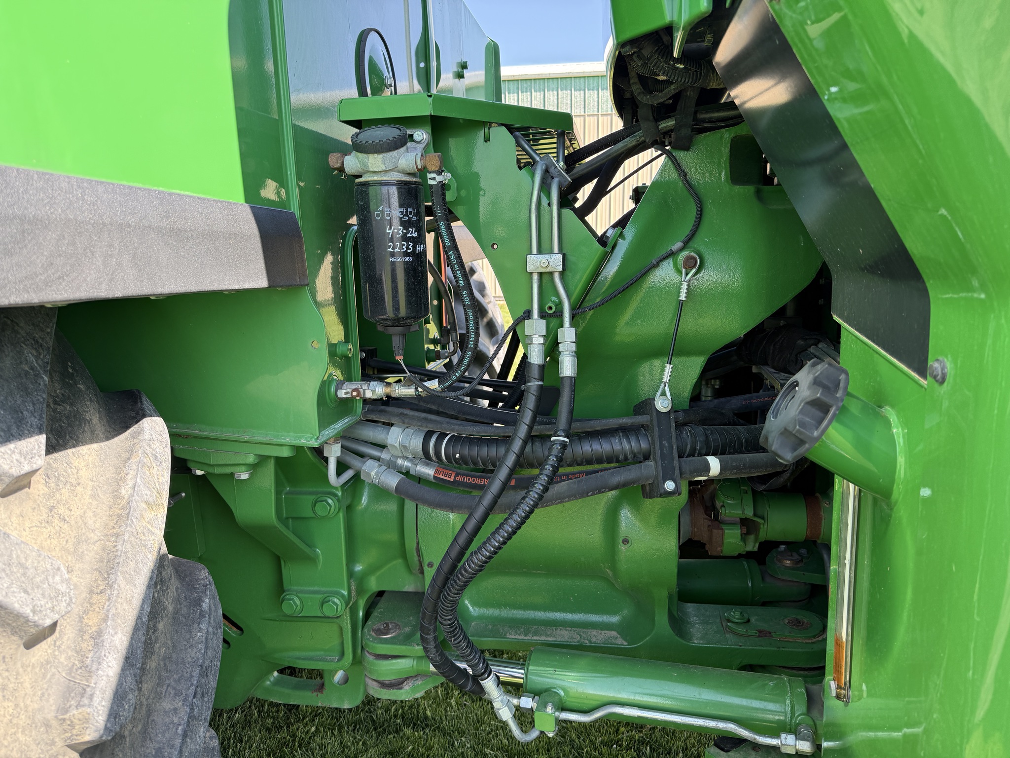 2015 John Deere 9570R Image 10