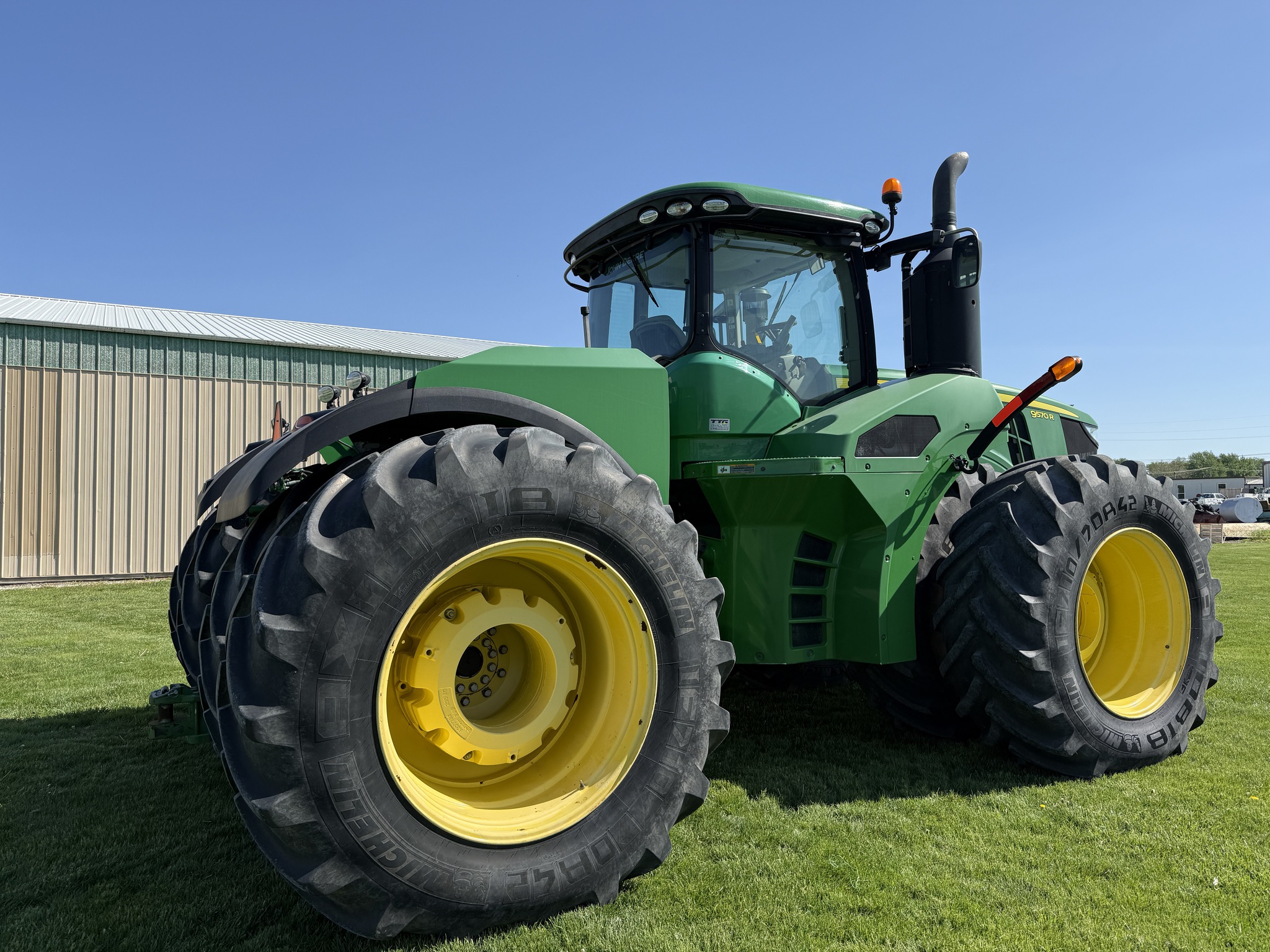 2015 John Deere 9570R Image 18