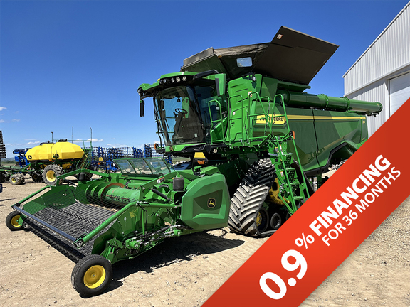 Photo of a 2023 John Deere X9 1100