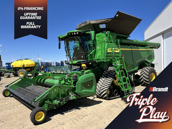 Photo of a 2023 John Deere X9 1100