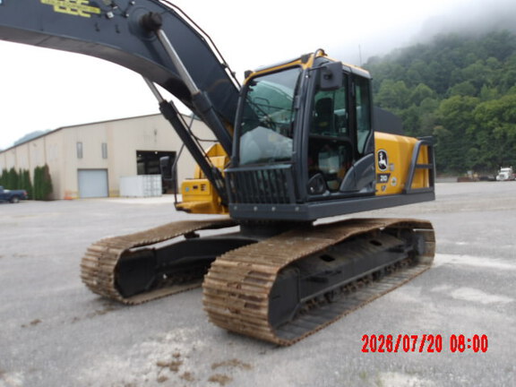 Photo of a 2024 John Deere 210 P